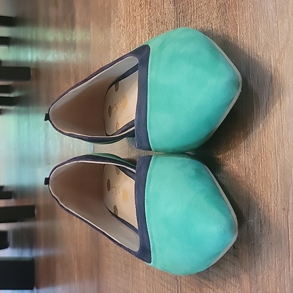 Boden Suede Flats - Picture 6 of 6